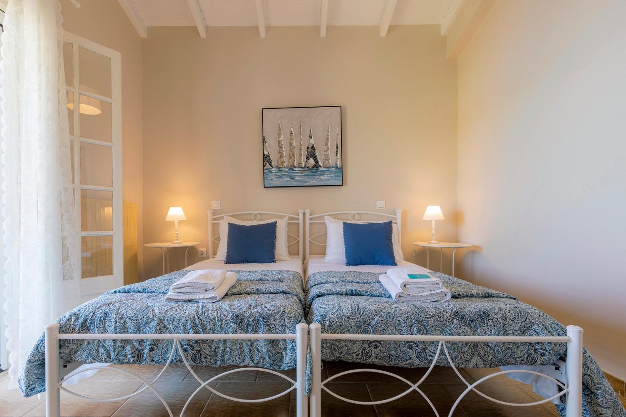 Alisachni Apartments Apraos Екстериор снимка