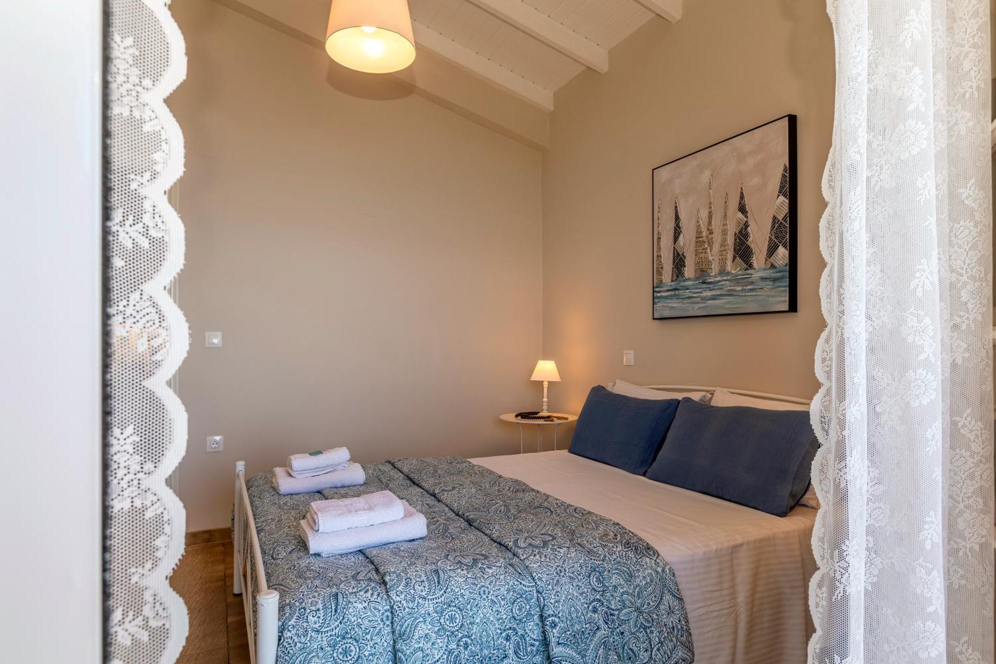Alisachni Apartments Apraos Екстериор снимка