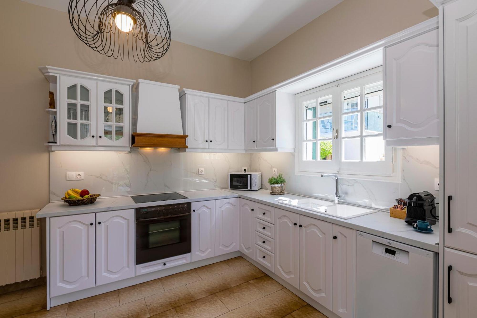 Alisachni Apartments Apraos Екстериор снимка
