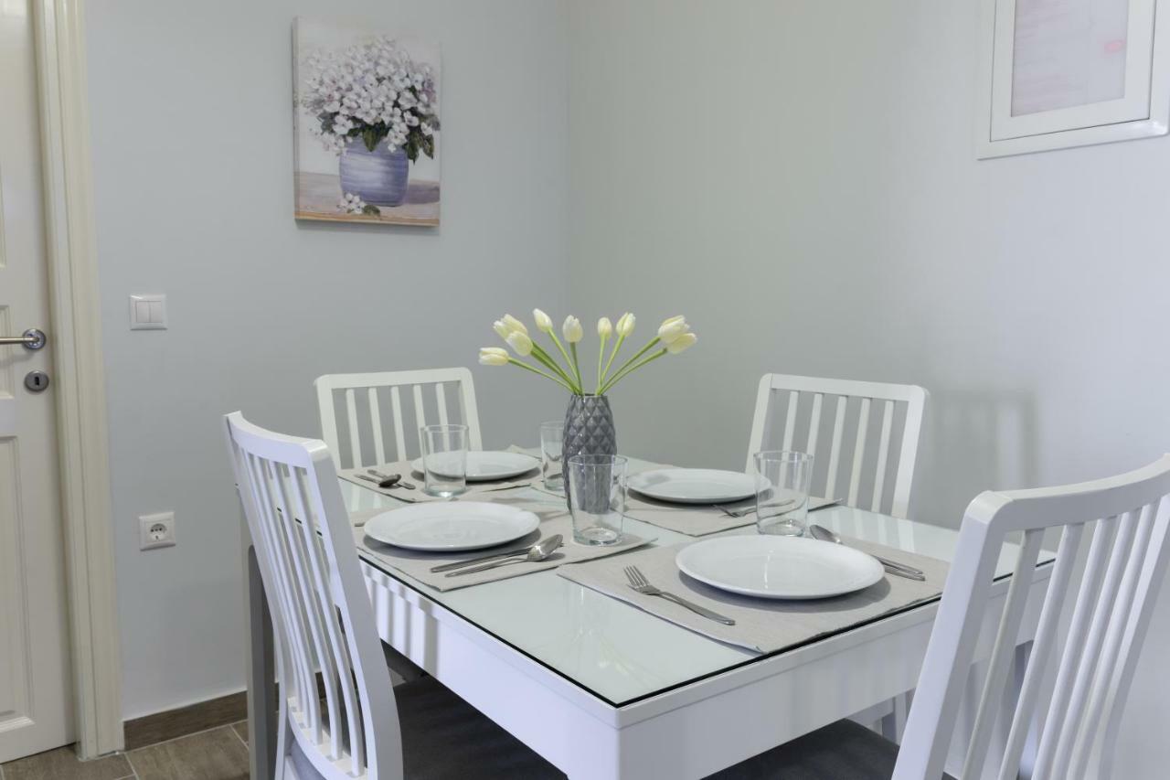Alisachni Apartments Apraos Екстериор снимка