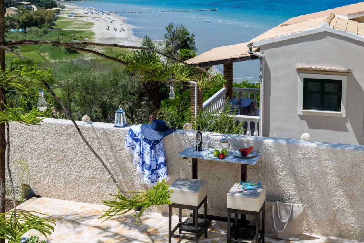 Alisachni Apartments Apraos Екстериор снимка